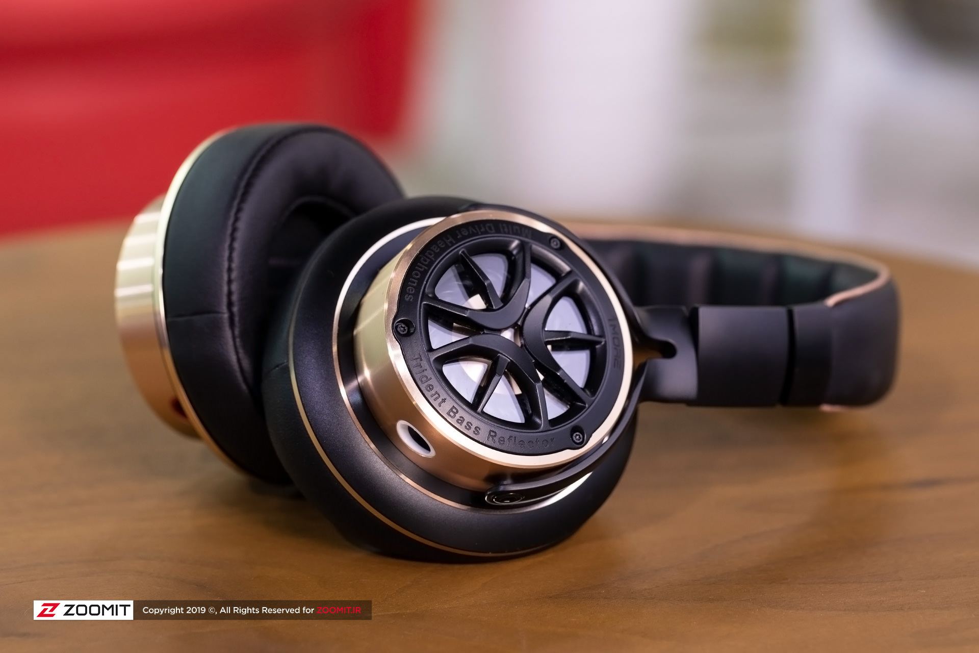 نقد و بررسی هدفون 1MORE Triple Driver Over-Ear Headphones