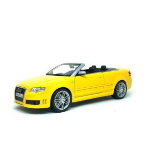 خرید                                     ماشین بازی مایستو مدل AUDI RS4 CABRIOLET 2007
