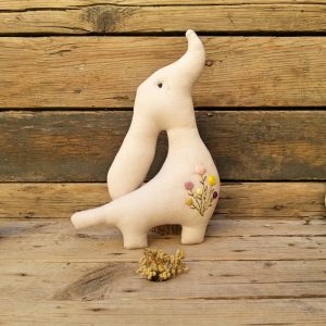 خرید                                     عروسک طرح سگ مدل yekta 6310 ارتفاع 23 سانتیمتر